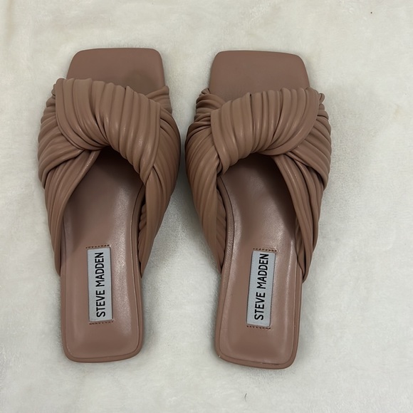 Steve Madden Womens Mentor Faux Leather Slide Sandals Flats size 6 - Picture 8 of 9